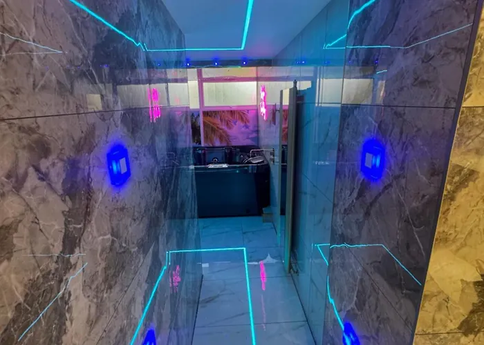 Royale By Highfield Apartment *